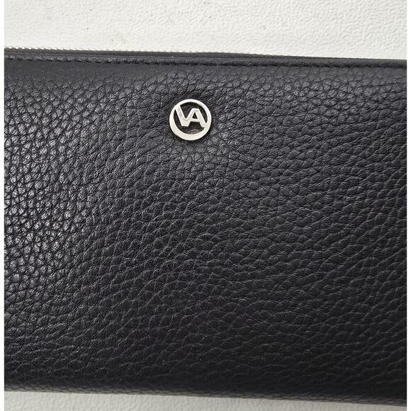 Valentina Black Leather Women's Wallet Zip Around Soft Pebbled Made in Italy NEW - Picture 2 of 6